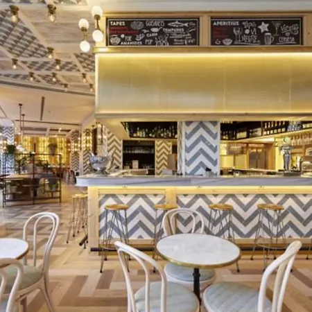 Catedral 4 Sup Отель 4*